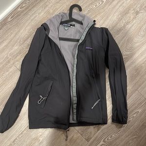 patagonia lightweight jacket